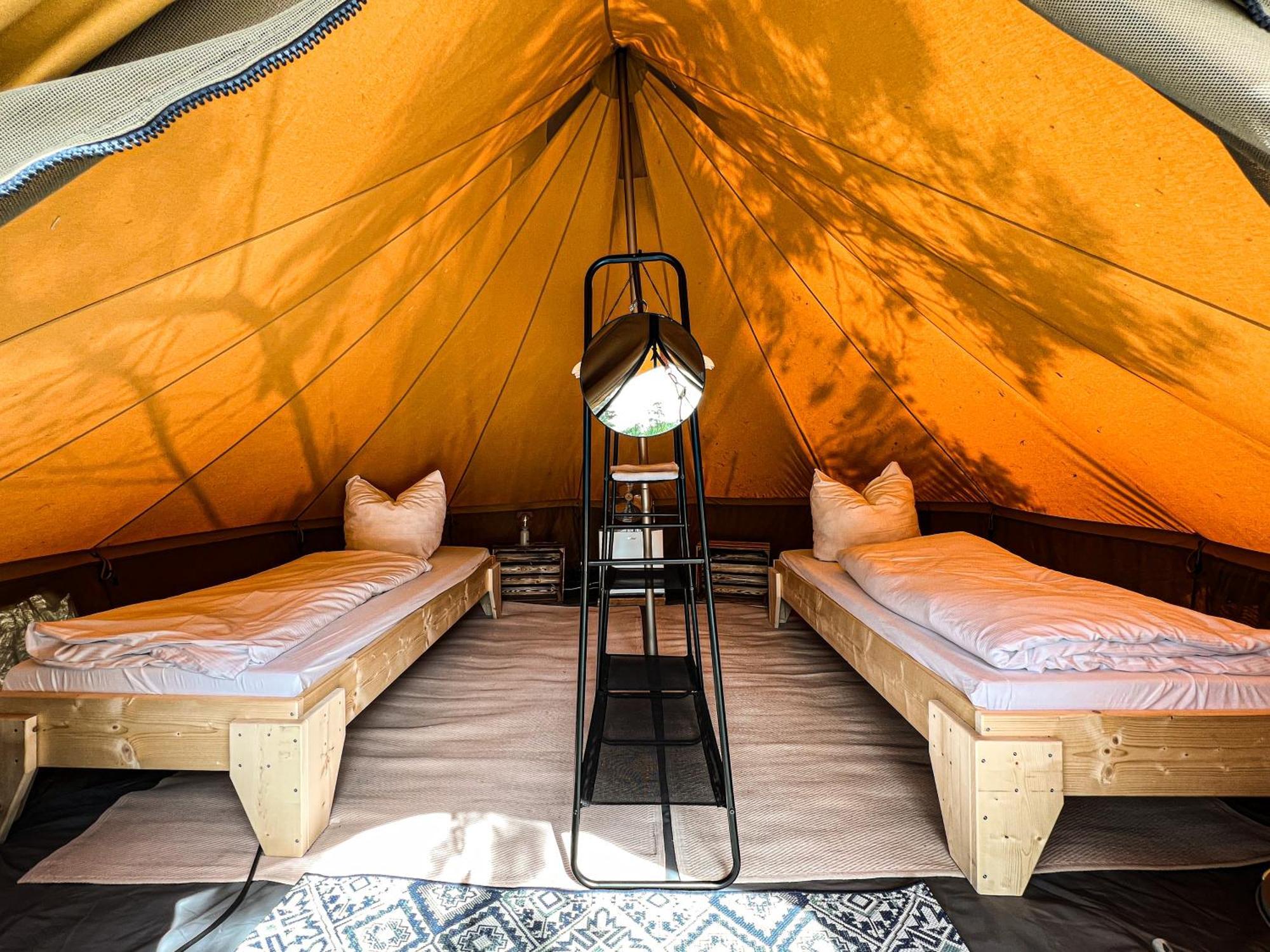 Raus Und Gut Glamping Am Graebendorfer See Drebkau Exterior photo